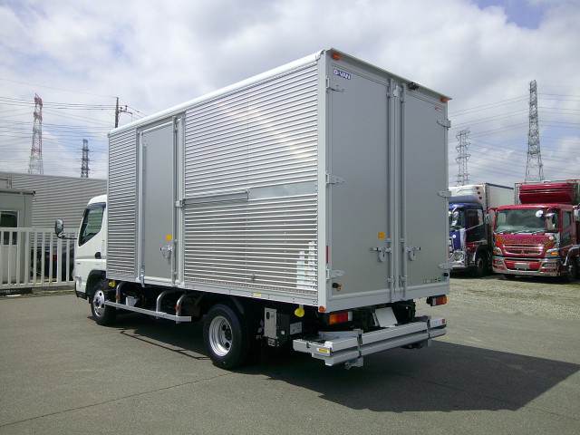 三菱ふそう キャンター 小型 バン 2RG-FEB50(107120) 7枚目