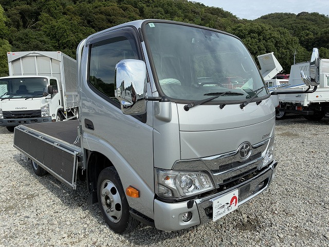 トヨタ ダイナ 小型 平ボディ 2PG-GDY281(107727) 10枚目