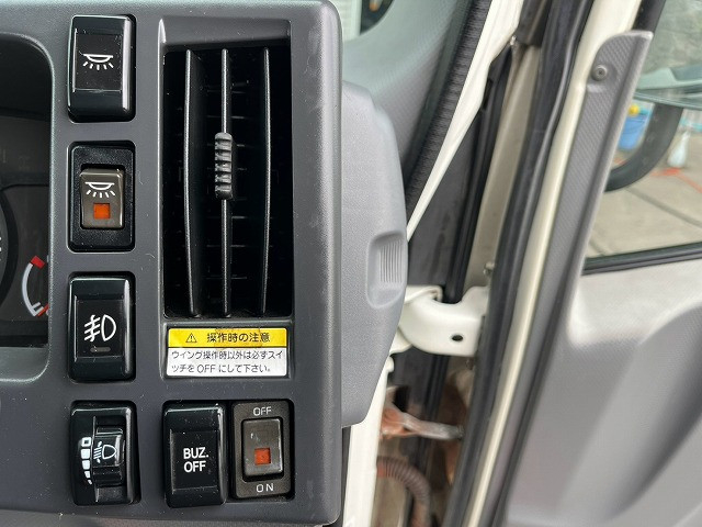 いすゞ エルフ 小型 ウィング SKG-NPR85AN(109510) 32枚目