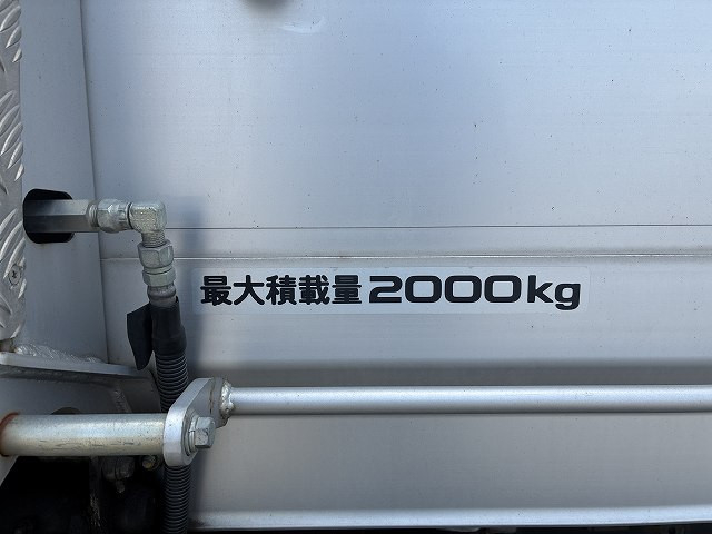 いすゞ エルフ 小型 冷蔵冷凍バン 2RG-NMR88AN(111563) 17枚目