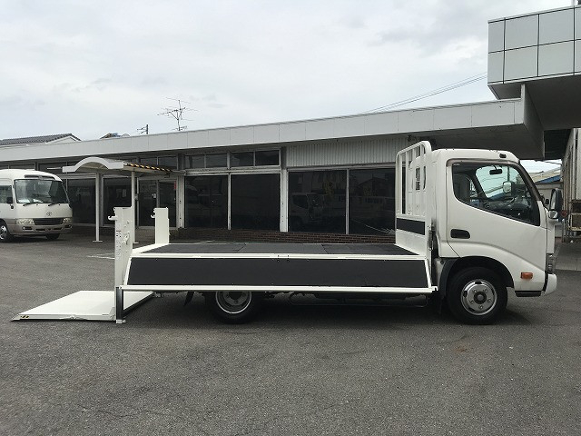トヨタ ダイナ 小型 平ボディ TKG-XZU645(110187) 12枚目