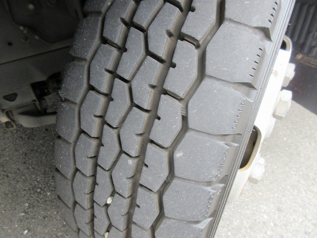 いすゞ エルフ 小型 バン TKG-NLR85AN(6708) 22枚目
