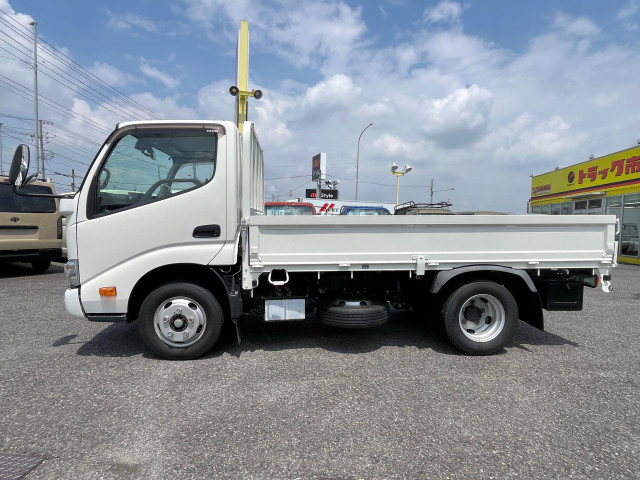日野 デュトロ 小型 平ボディ 2RG-XZC605M(109992) 3枚目