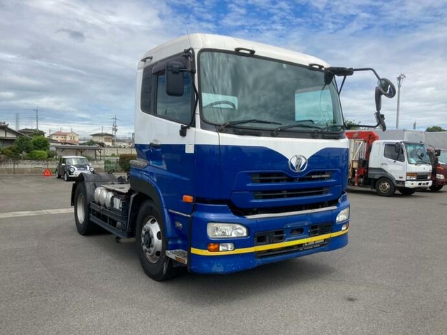 Nissan UD quon Large Tractor AKG-GK4XZB(11875) 2枚目