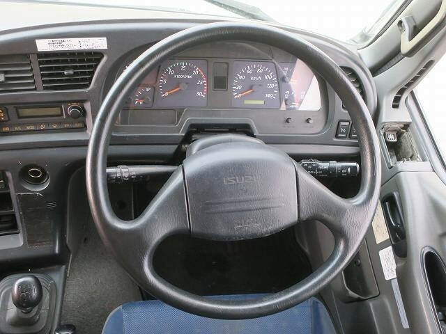 いすゞ ギガ 大型 ウィング QKG-CYJ77A(35575) 32枚目