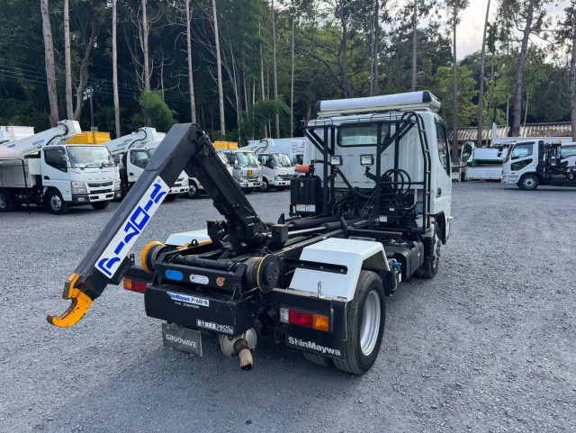 三菱ふそう キャンター 小型 コンテナ専用車 2RG-FBAV0(110482) 15枚目