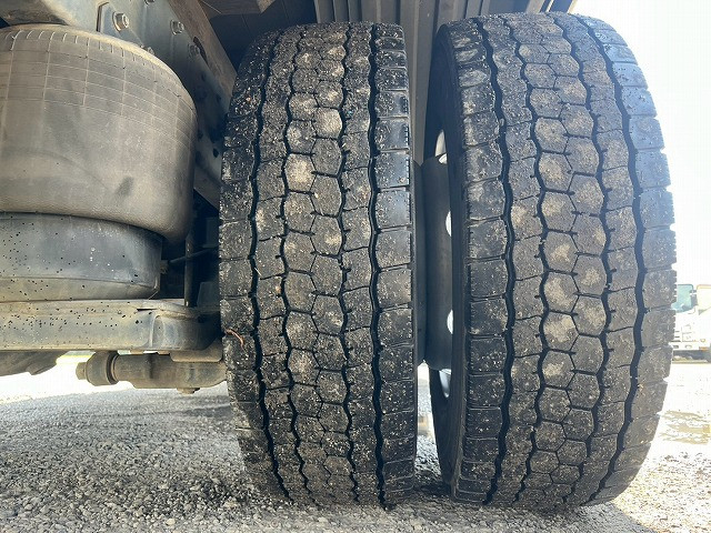 三菱ふそう ファイター 増トン 平ボディ（クレーン付） QKG-FK65FZ(113670) 45枚目