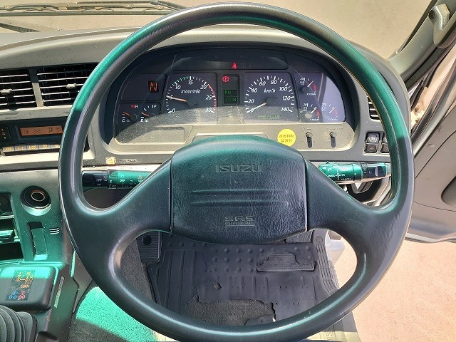 いすゞ ギガ 大型 ウィング PKG-CYJ77W8(9654) 32枚目