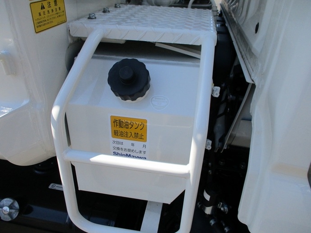 日野 デュトロ 小型 塵芥車（プレス式） 2RG-XZU605X(9574) 18枚目