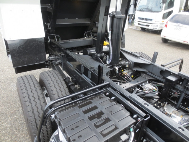 三菱ふそう ファイター 中型 土砂ダンプ 2KG-FK72F(108337) 13枚目