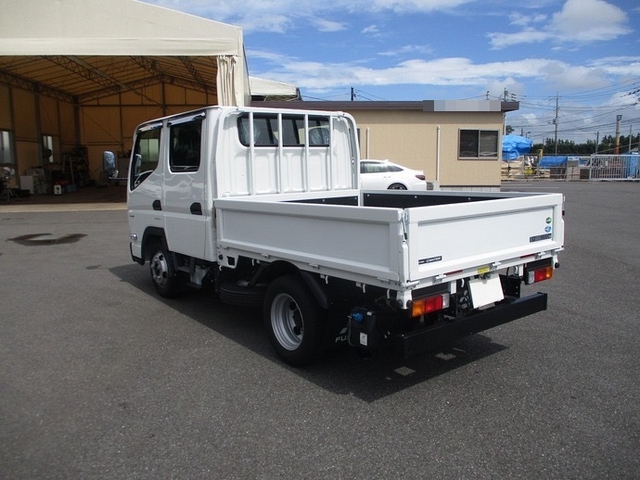三菱ふそう キャンター 小型 Wキャブ 2RG-FBA20(37470) 4枚目