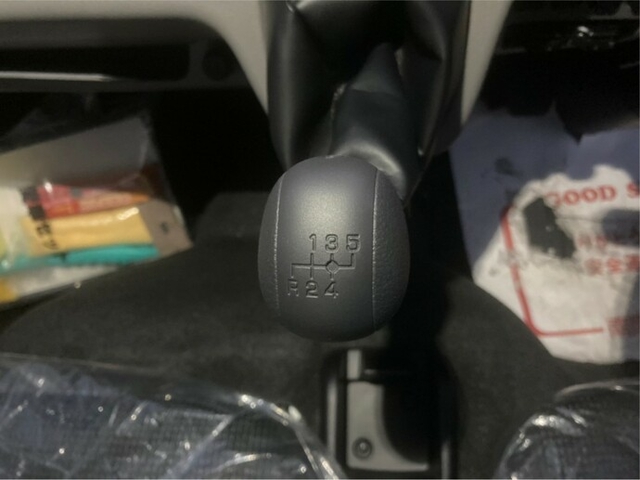 三菱ふそう キャンター 小型 バン 2PG-FEAV0(8458) 29枚目