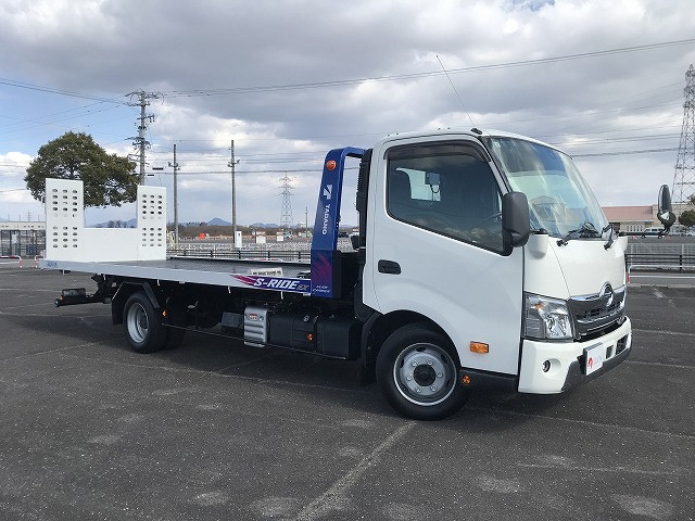 日野 デュトロ 小型 キャリアカー 2RG-XZU722M(100770) 10枚目