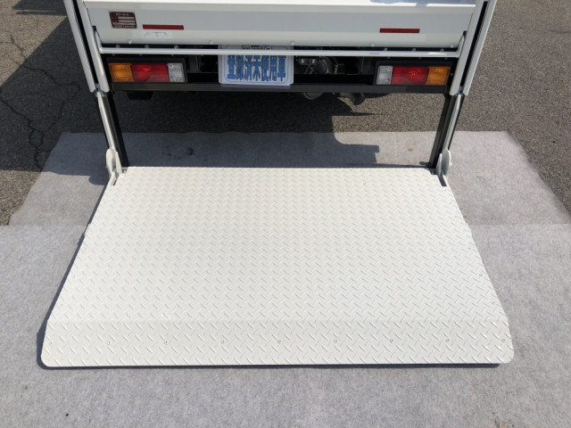 Mitsubishi Fuso canter Small Double cab 2RG-FBA20(88109) 17枚目