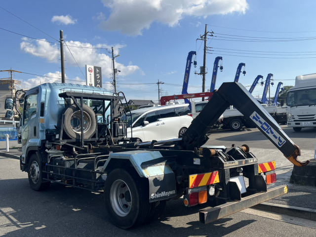 Isuzu forward 6studs large Arm roll trucks 2PG-FTR90U2(109577) 8枚目