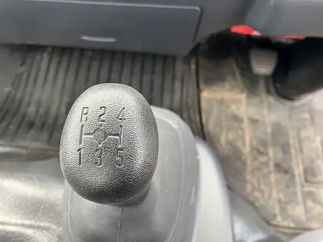 いすゞ エルフ 小型 平ボディ 2RG-NPS88AR(110827) 38枚目