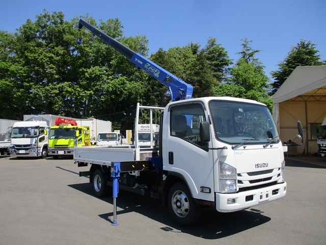 いすゞ エルフ 小型 平ボディ（クレーン付） TRG-NPR85AR(9627) 5枚目