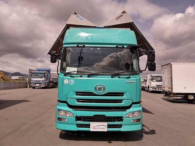 UDトラックス（日産） クオン 大型 ウィング QKG-CG5ZA(10836) 14枚目