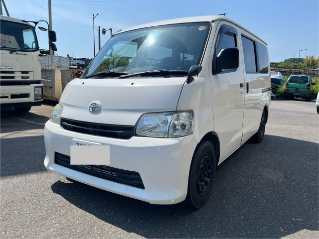 トヨタ タウンエース 小型 Translation missing: ja.item.body_keijou_enum.body_keijou_light_van DBF-S402M(109091) 1枚目