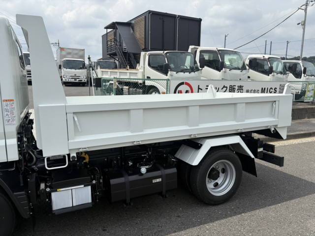 三菱ふそう キャンター 小型 土砂ダンプ 2RG-FBA60(110642) 7枚目