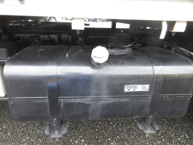 三菱ふそう キャンター 小型 平ボディ 2TG-FDA00(113481) 40枚目