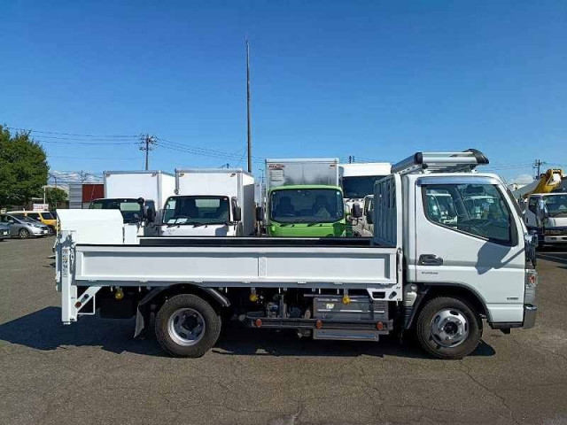 三菱ふそう キャンター 小型 平ボディ 2RG-FGA20(109613) 6枚目
