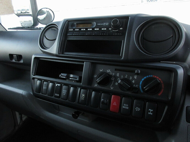 トヨタ ダイナ 小型 バン TKG-XZC675(8399) 39枚目