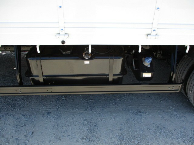 三菱ふそう ファイター 中型 平ボディ（クレーン付） 2KG-606151(6749) 39枚目