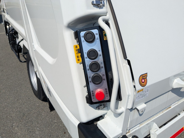 三菱ふそう キャンター 小型 塵芥車（プレス式） 2RG-FEAV0(108609) 67枚目