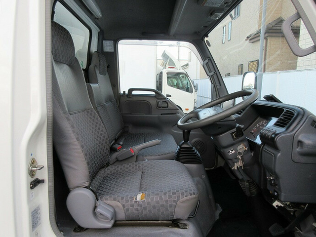 マツダ タイタン 小型 バン KR-LHR69N(7721) 31枚目