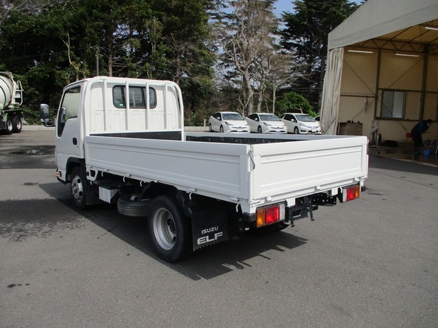 いすゞ エルフ 小型 平ボディ TPG-NJR85A(9568) 4枚目