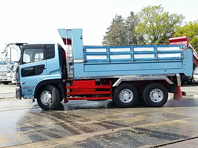UDトラックス（日産） クオン 大型 土砂ダンプ ADG-CW4XL(9323) 7枚目