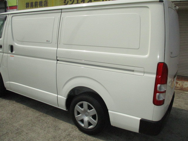 Toyota hiace Small Freezer box_body CBF-TRH200V(92118) 33枚目
