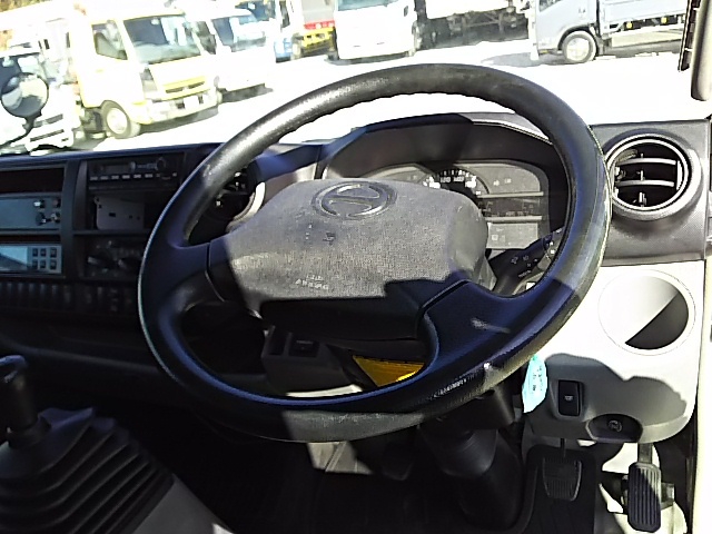 日野 デュトロ 小型 冷蔵冷凍バン TKG-XZU720M(8409) 30枚目