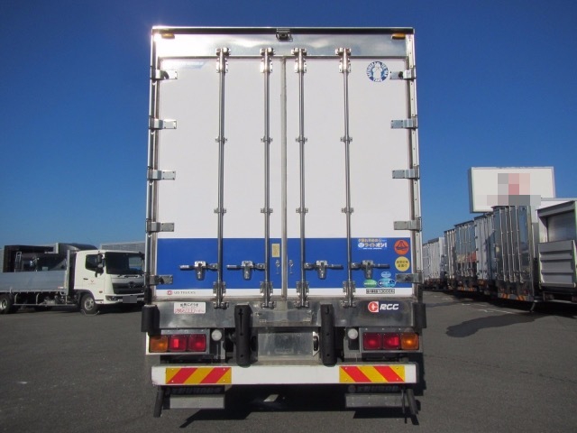 UDトラックス（日産） クオン 大型 冷蔵冷凍バン QKG-CD5ZA(4832) 4枚目