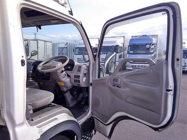 日野 デュトロ 小型 バン BDG-XZU424M(9093) 60枚目