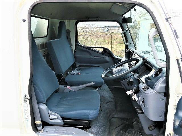 三菱ふそう キャンター 小型 バン TKG-FEB50(35547) 14枚目