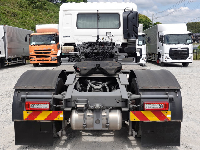 UDトラックス（日産） クオン 大型 トラクタ 2RG-GK5DAB(105594) 10枚目