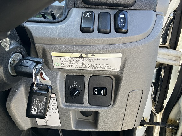 三菱ふそう キャンター 小型 平ボディ TPG-FBA20(109412) 30枚目