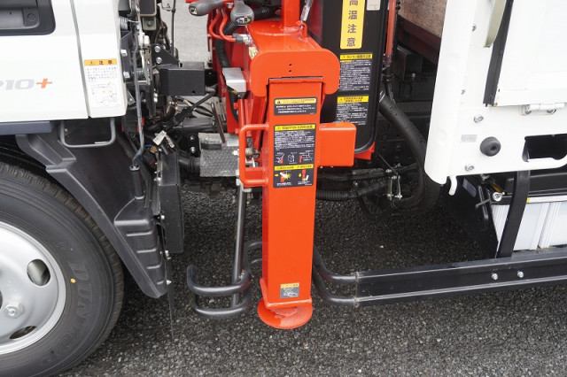 三菱ふそう キャンター 小型 平ボディ（クレーン付） 2RG-FEAV0(105888) 23枚目