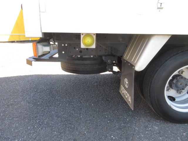 トヨタ ダイナ 小型 バン 2RG-XZC605(113686) 42枚目