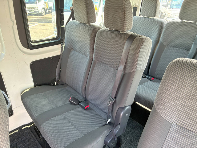日産自動車 キャラバン 小型 バス CBA-KS2E26(113653) 9枚目