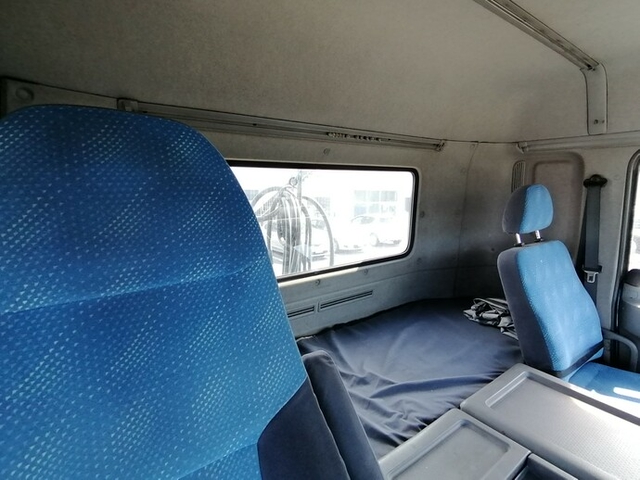 UDトラックス（日産） クオン 大型 トラクタ AKG-GK4XAB(5651) 27枚目