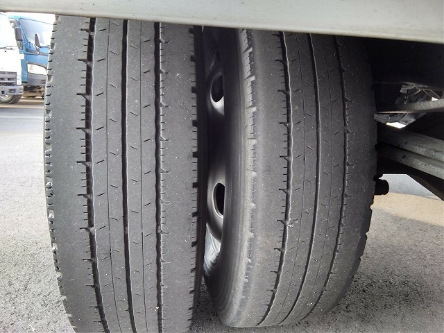 いすゞ エルフ 小型 バン TKG-NPR85AN(10878) 62枚目