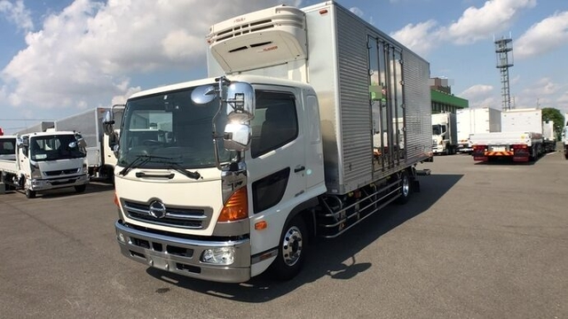 日野 レンジャー 中型 冷蔵冷凍バン TKG-GD7JLAG(34822) 3枚目
