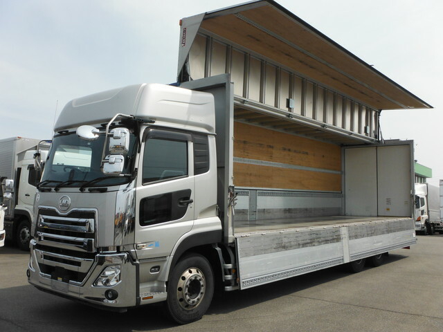 Nissan UD quon Large Wing body 2PG-CD5CA(31550) 1枚目