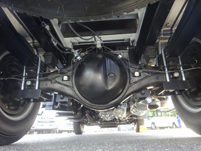 日野 デュトロ 小型 Wキャブ 2WG-XZU686M(108443) 9枚目