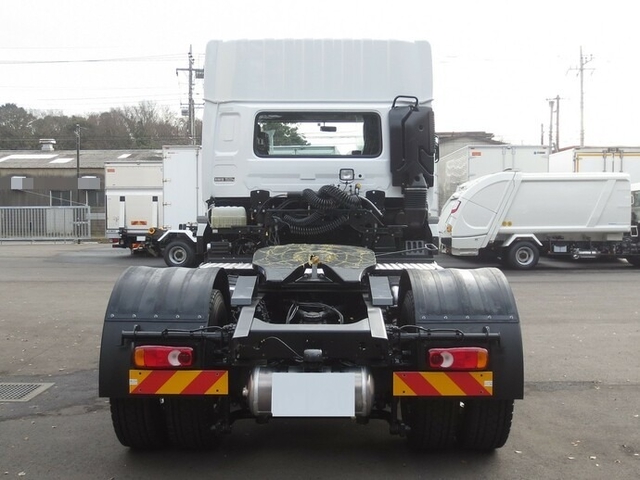 UDトラックス（日産） クオン 大型 トラクタ 2PG-GK5AAB(9616) 5枚目