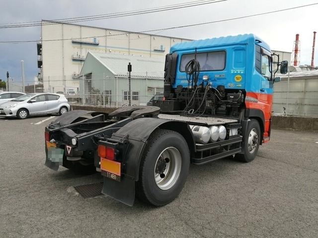 UDトラックス（日産） クオン 大型 トラクタ AKG-GK4XAB(5650) 5枚目
