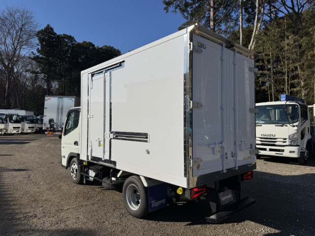 三菱ふそう キャンター 小型 冷蔵冷凍バン 2RG-FBA20(99094) 3枚目
